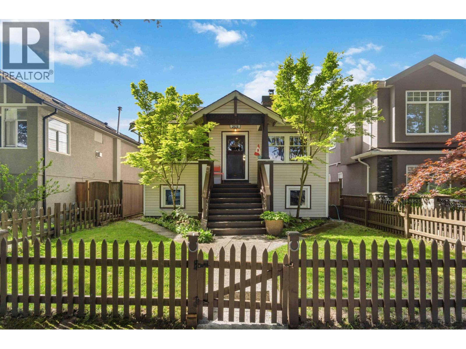 2628 WILLIAM Street - main photo