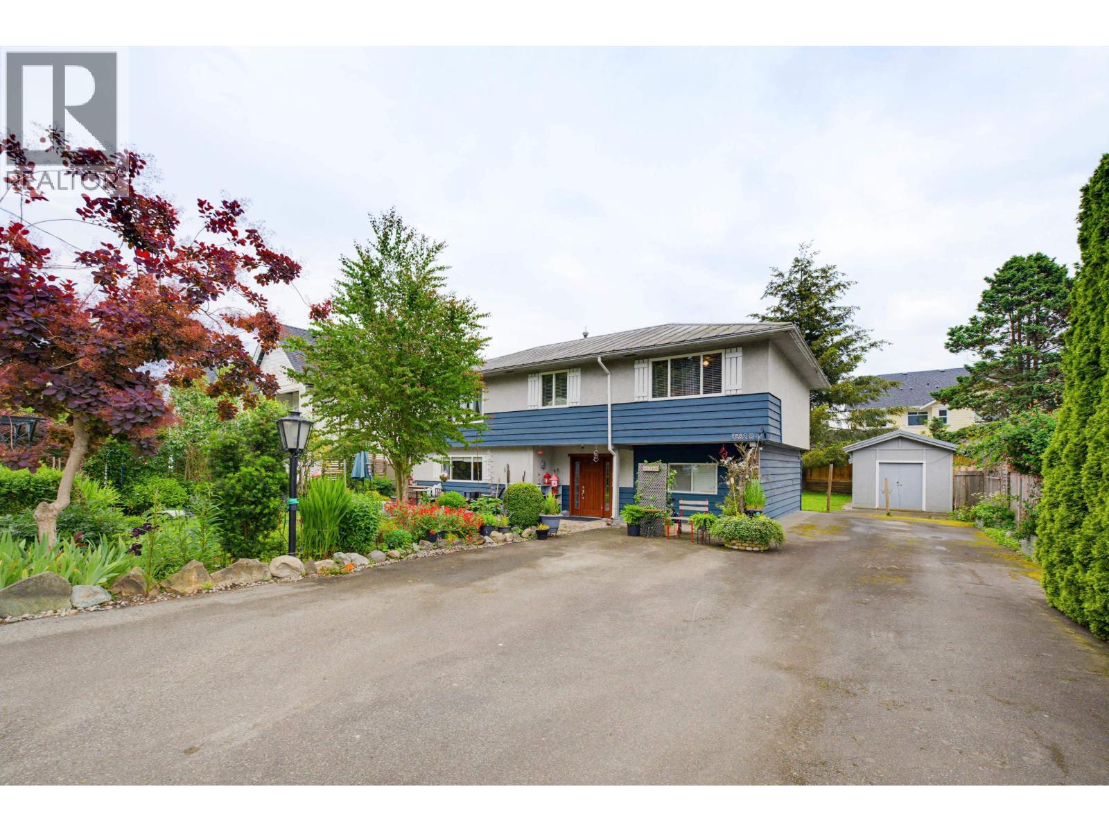 4882 44B Avenue, Delta
