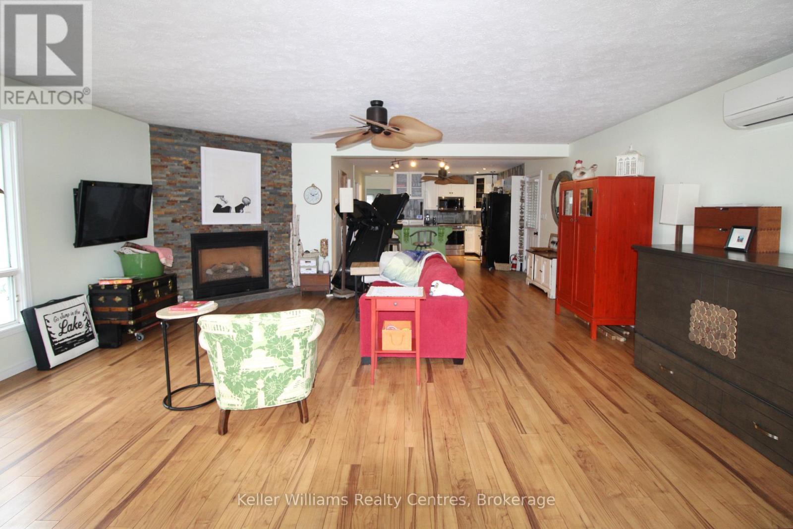 419 LAKE ROSALIND ROAD 4 - 23