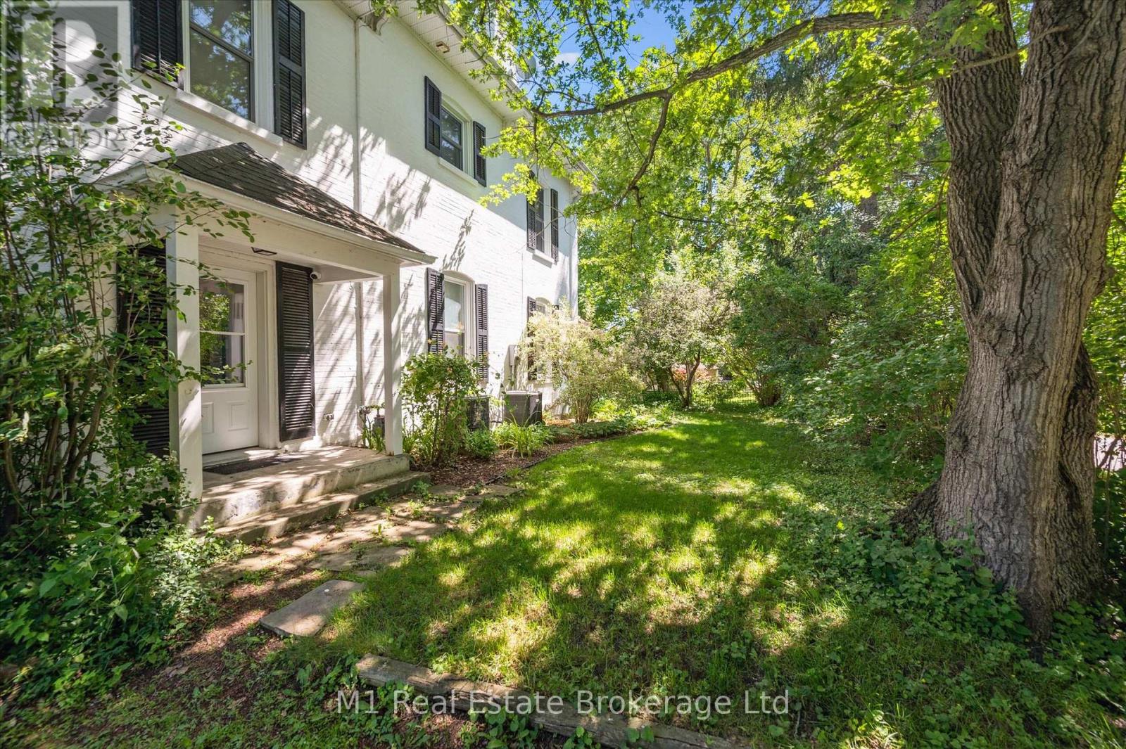 119 JOHN STREET W - 31