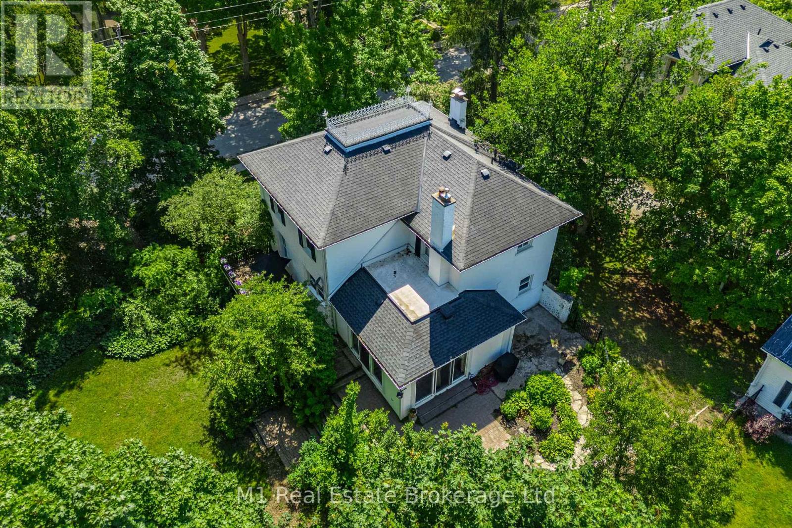 119 JOHN STREET W - 40