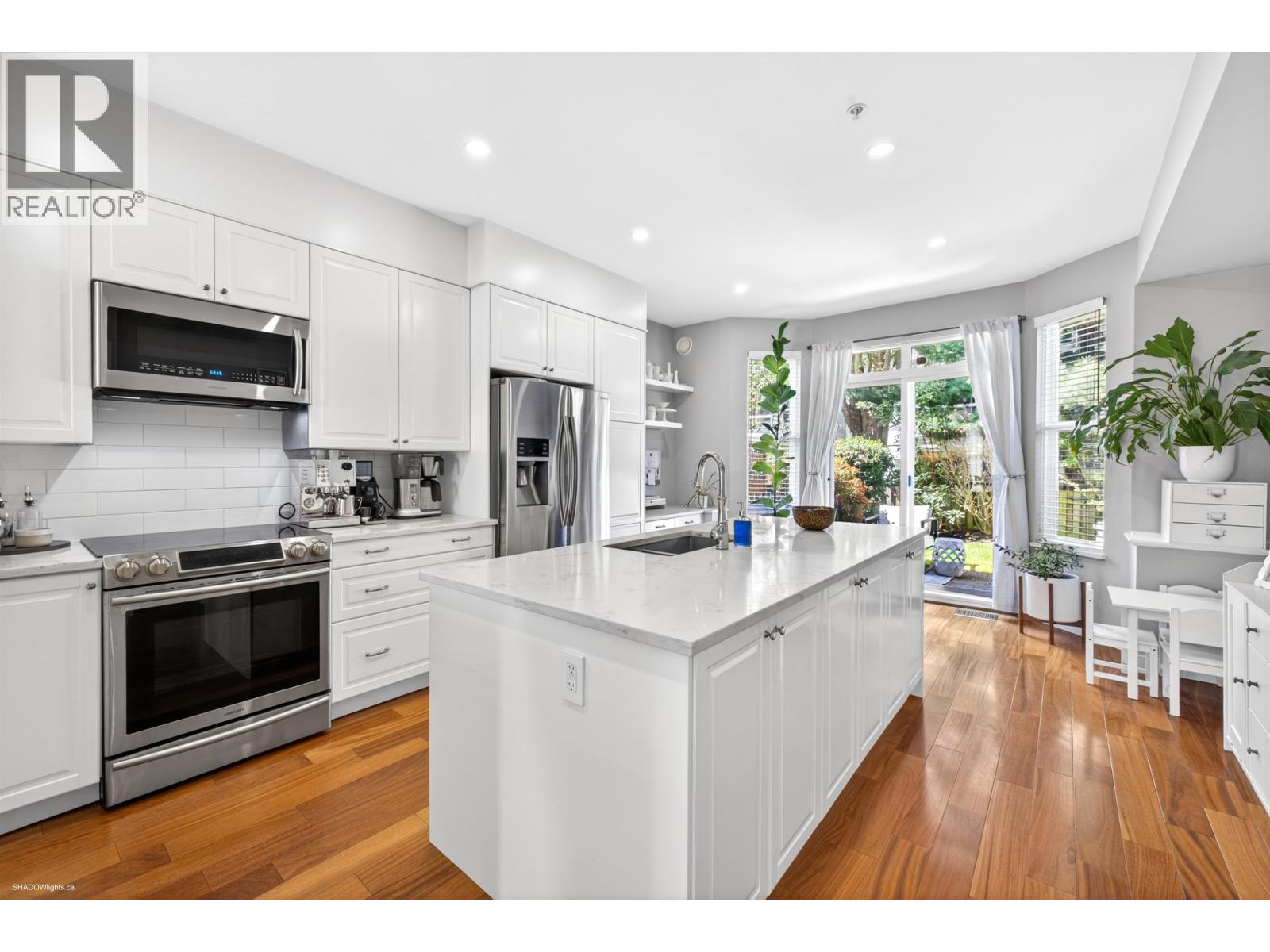 8527 AQUITANIA Place - main photo