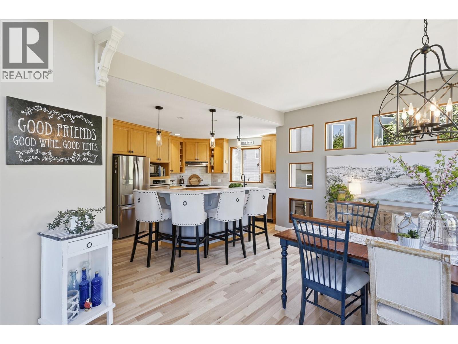 7 Chancellor Drive - 34