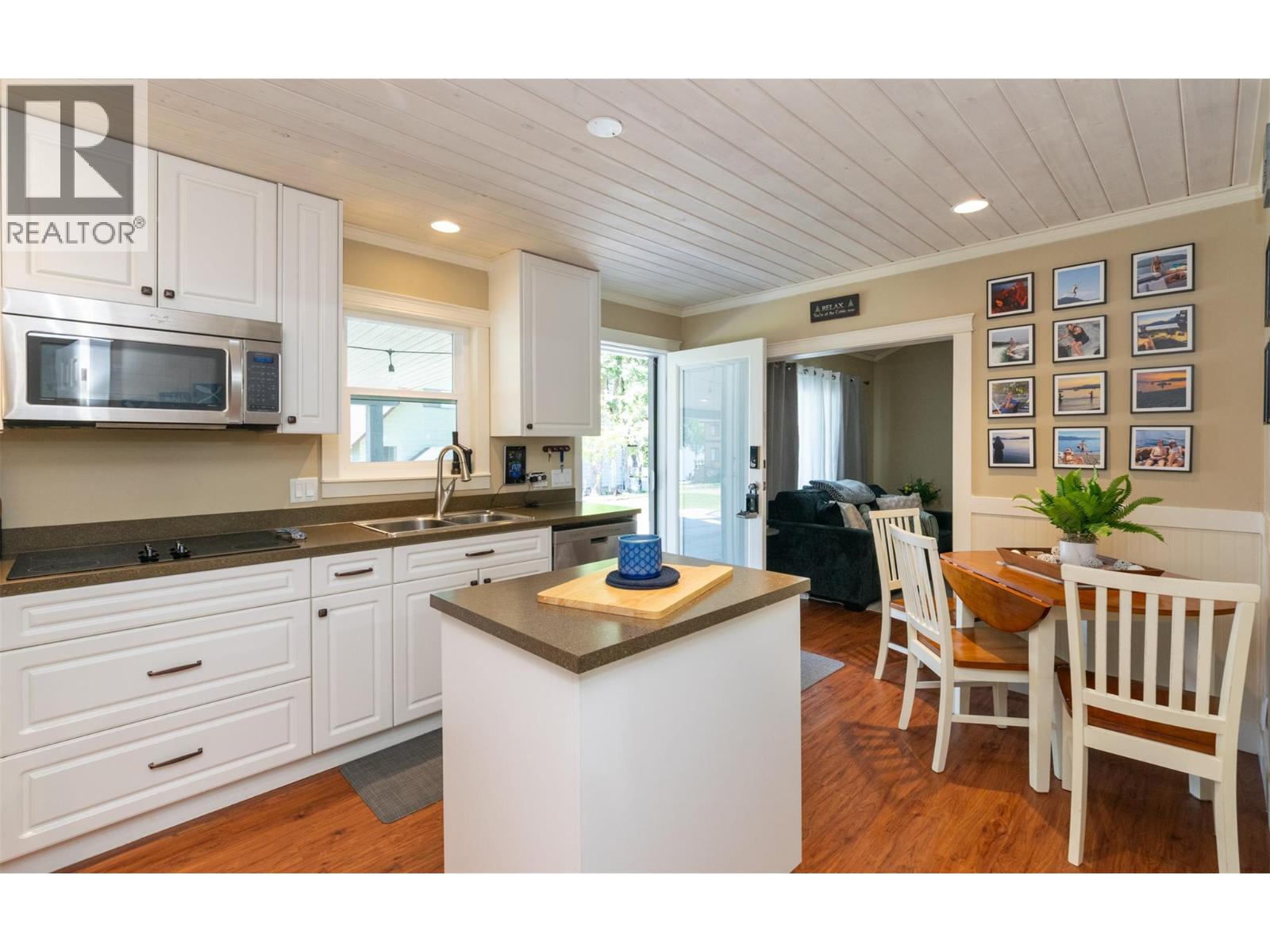 #12 6924 Squilax Anglemont Road - 5