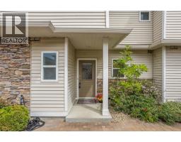 104 4049 Lakeshore Road, Kelowna