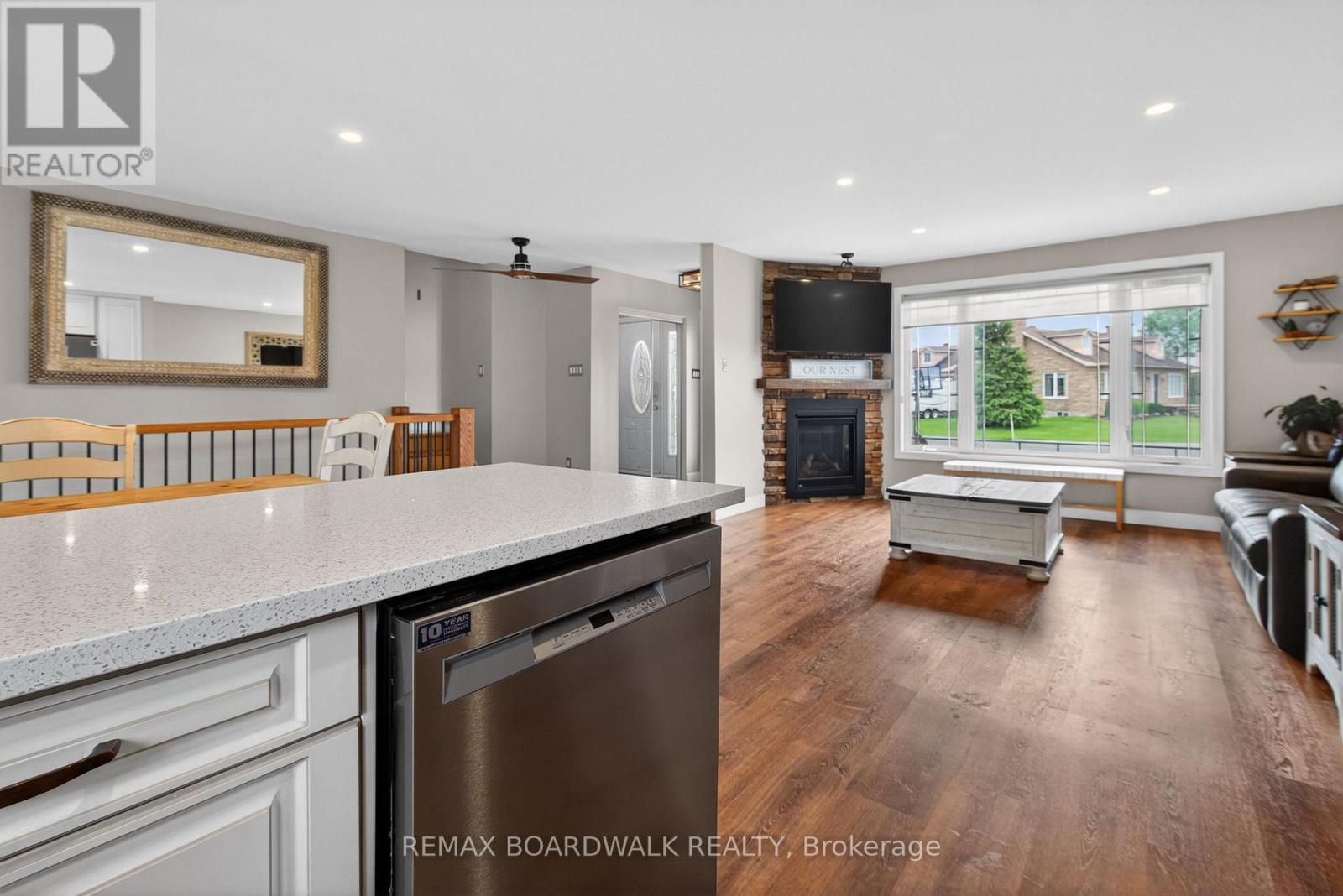 13 ALICE STREET - 10