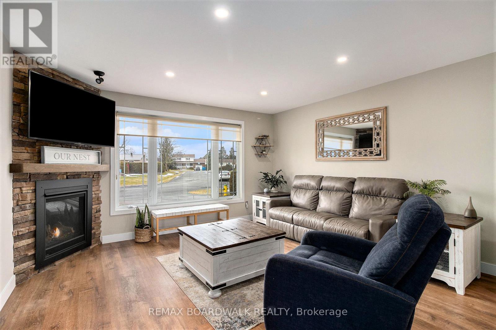 13 ALICE STREET - 5