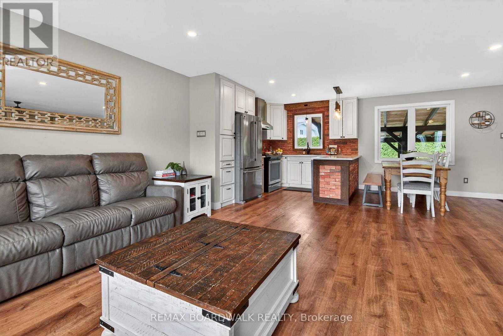 13 ALICE STREET - 6