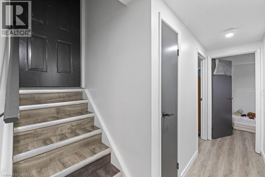 24 TARA Crescent - 12
