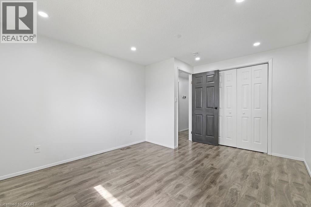 24 TARA Crescent - 29