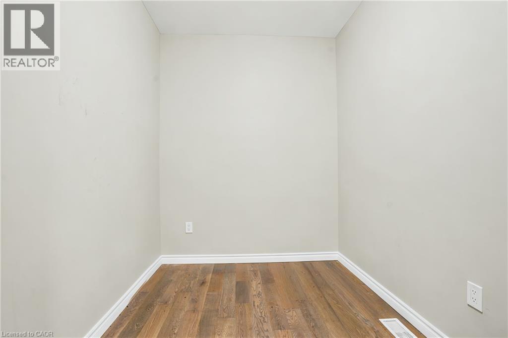 374 VIGER Drive S - 35