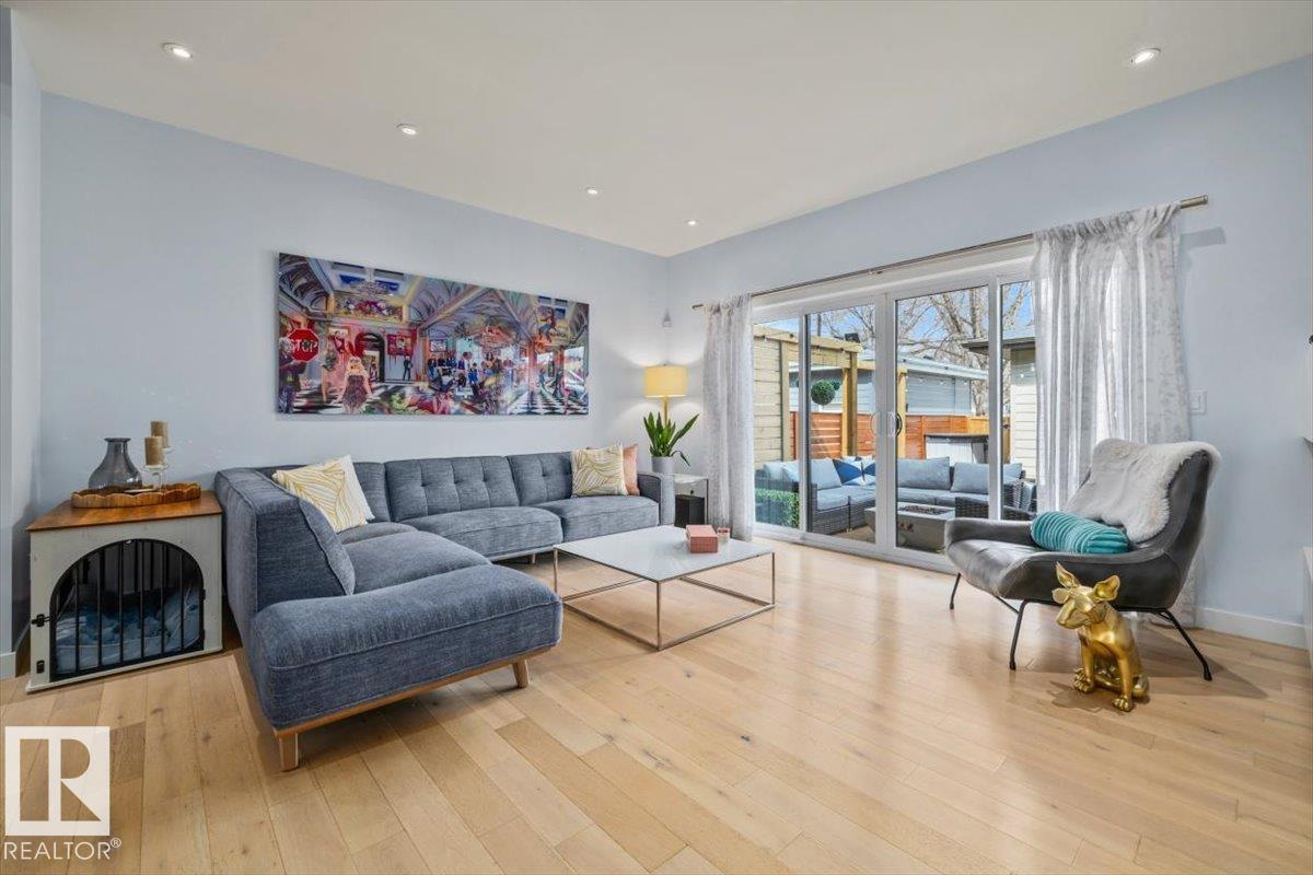 11245 64 ST NW - 17