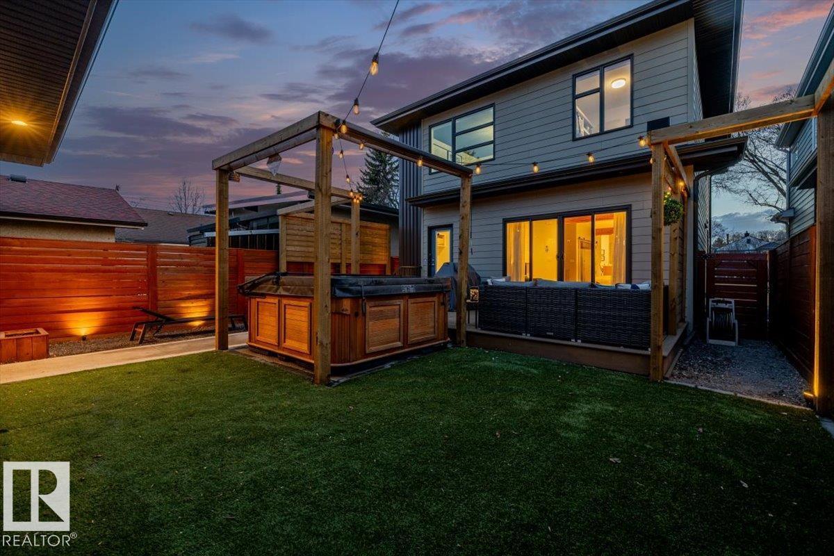 11245 64 ST NW - 53