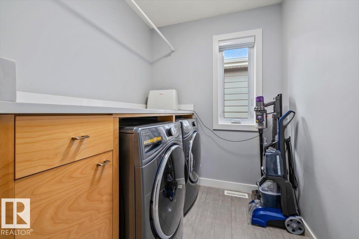 11245 64 ST NW - 35