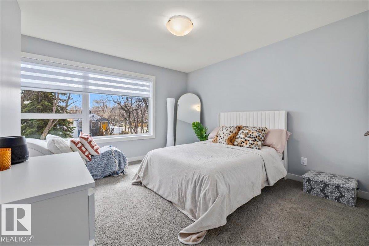 11245 64 ST NW - 32