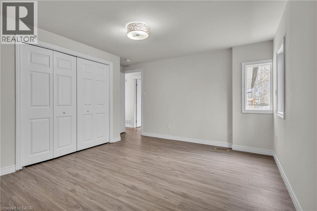 22 BLACKHORNE Crescent - 28