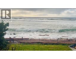 1006 Seventh Ave, Ucluelet, BC V0R3A0 Photo 9