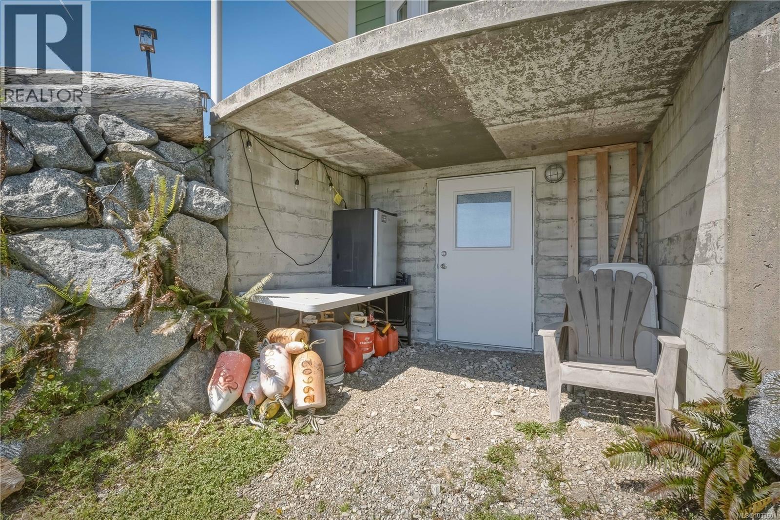 1006 Seventh Ave - 24