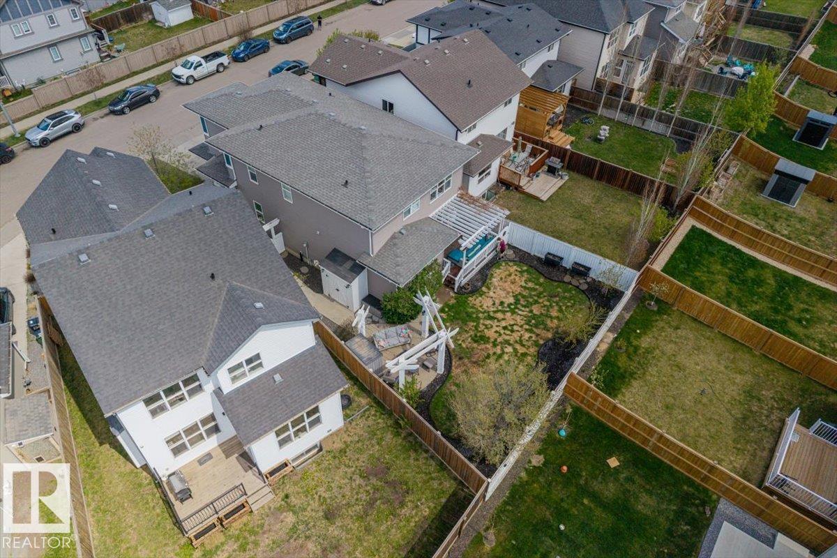 22933 94A AV NW - 44