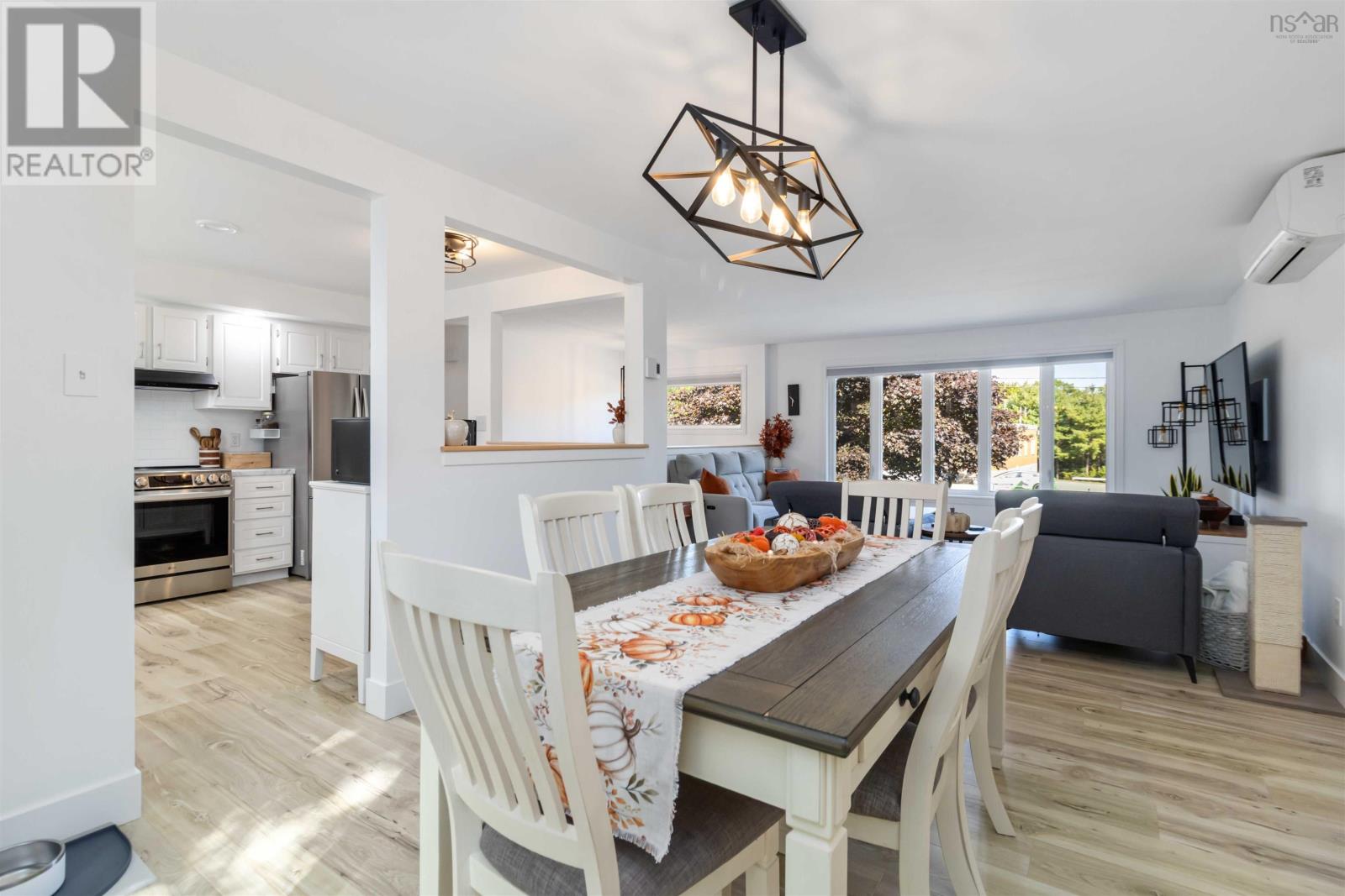 10 Rosewood Court - 12