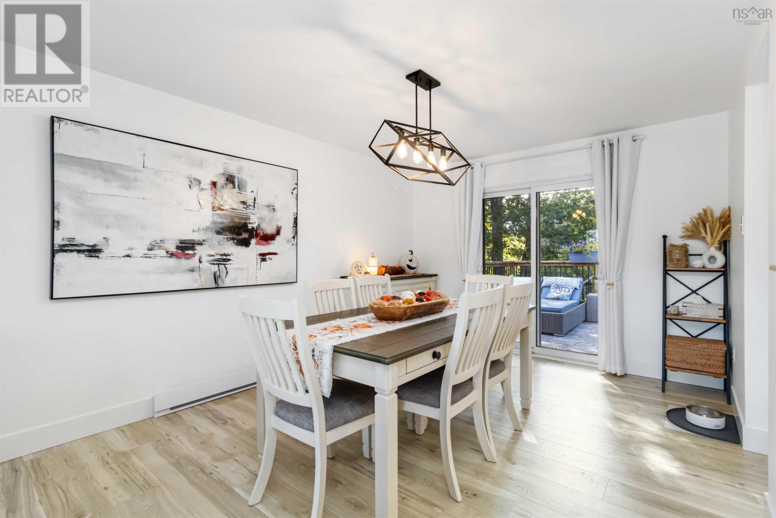 10 Rosewood Court - 10