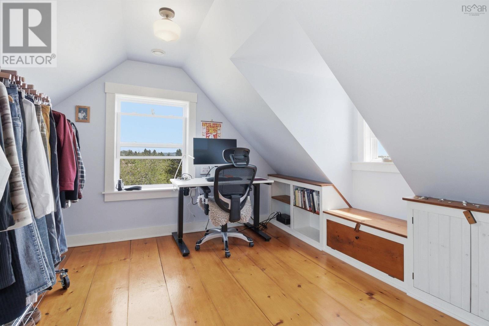 15 Shore Road - 21
