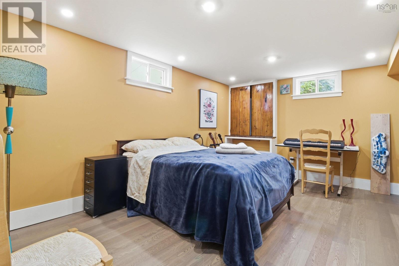 15 Shore Road - 25