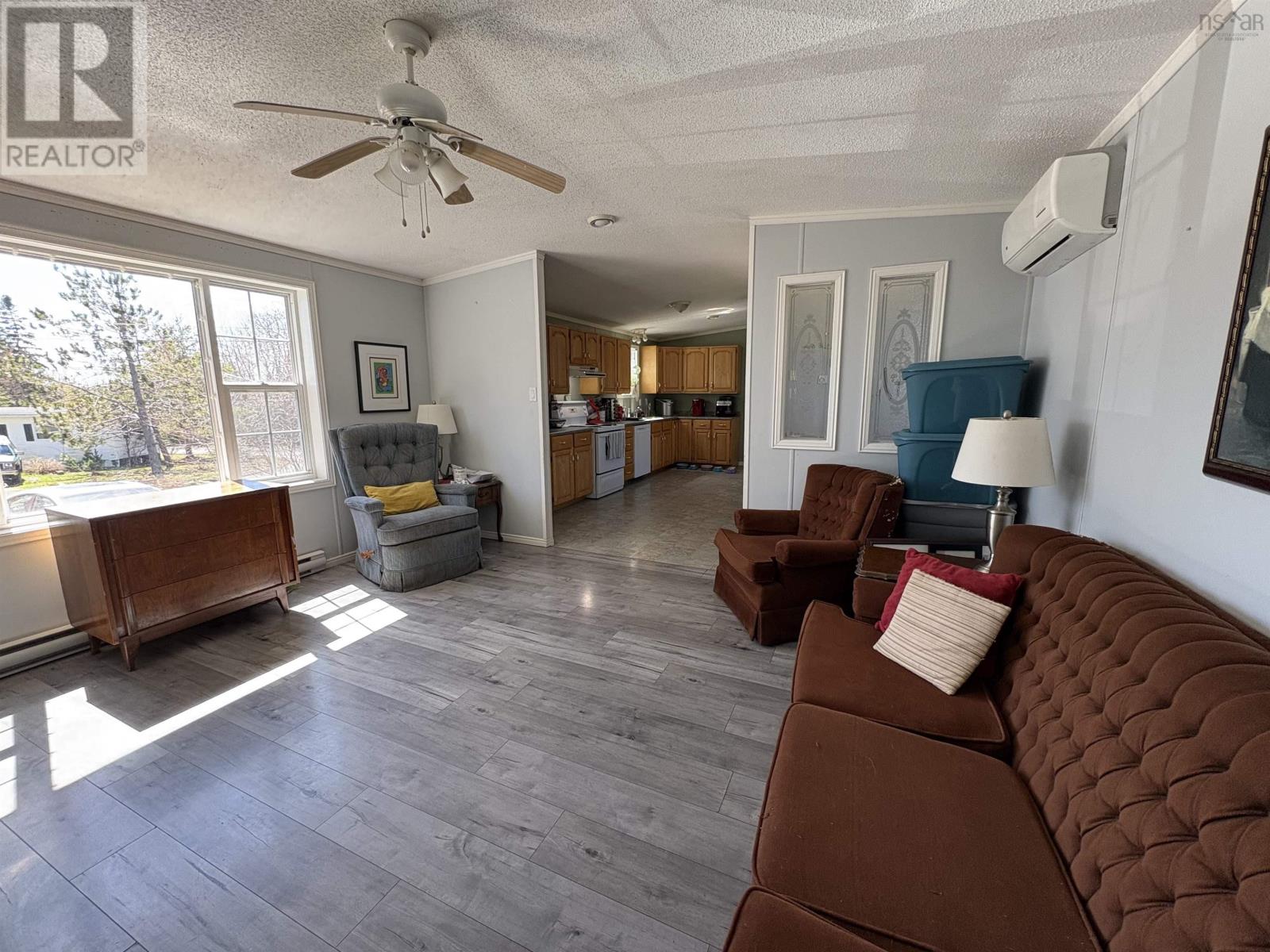 1050 Waddens Court - 5