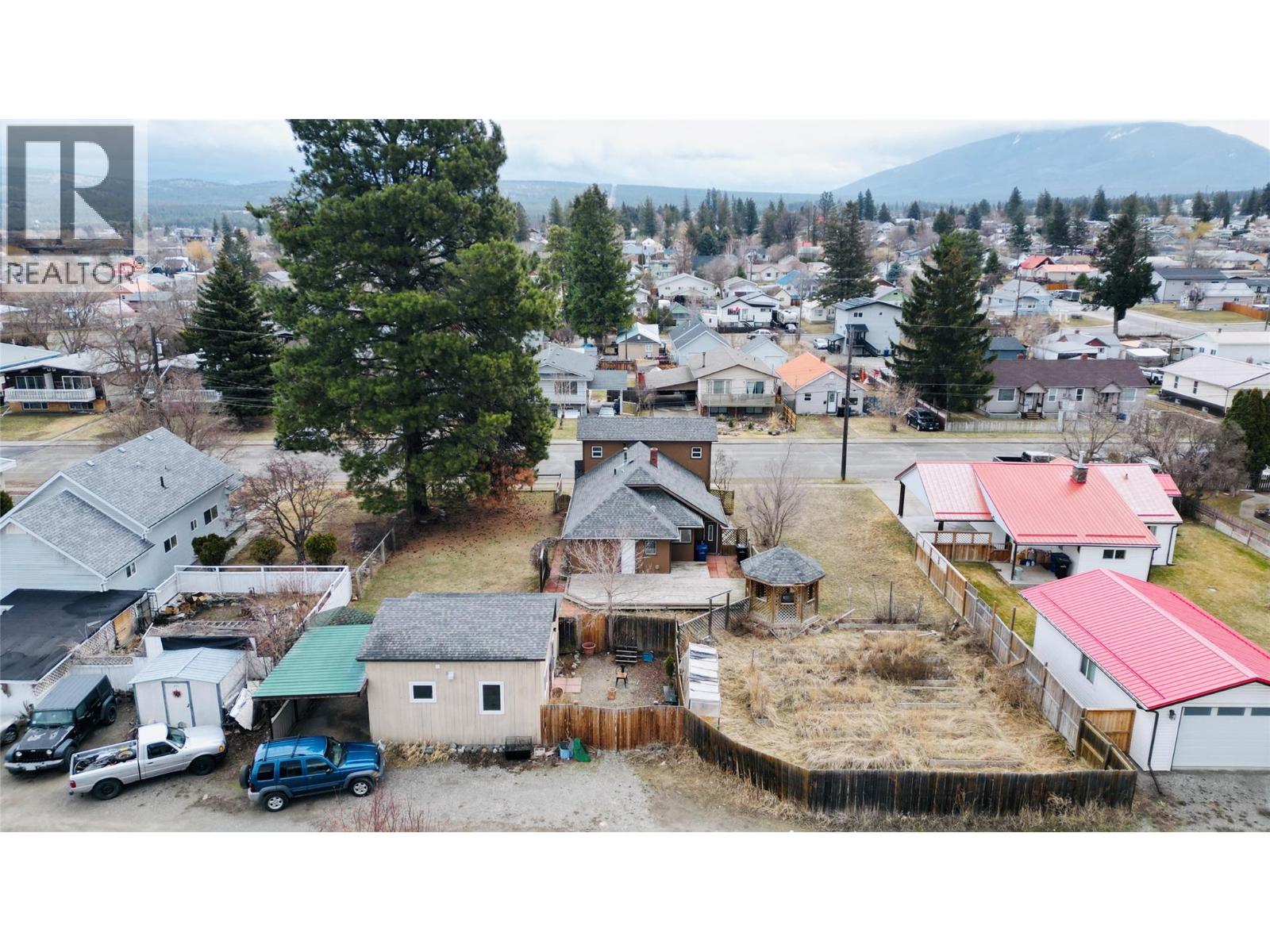 317 4TH Avenue S - 39