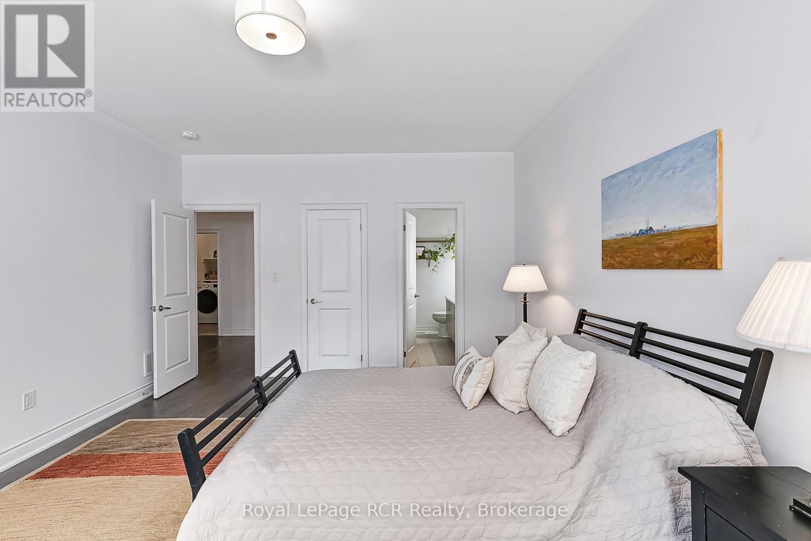 15 EMERALD STREET - 15