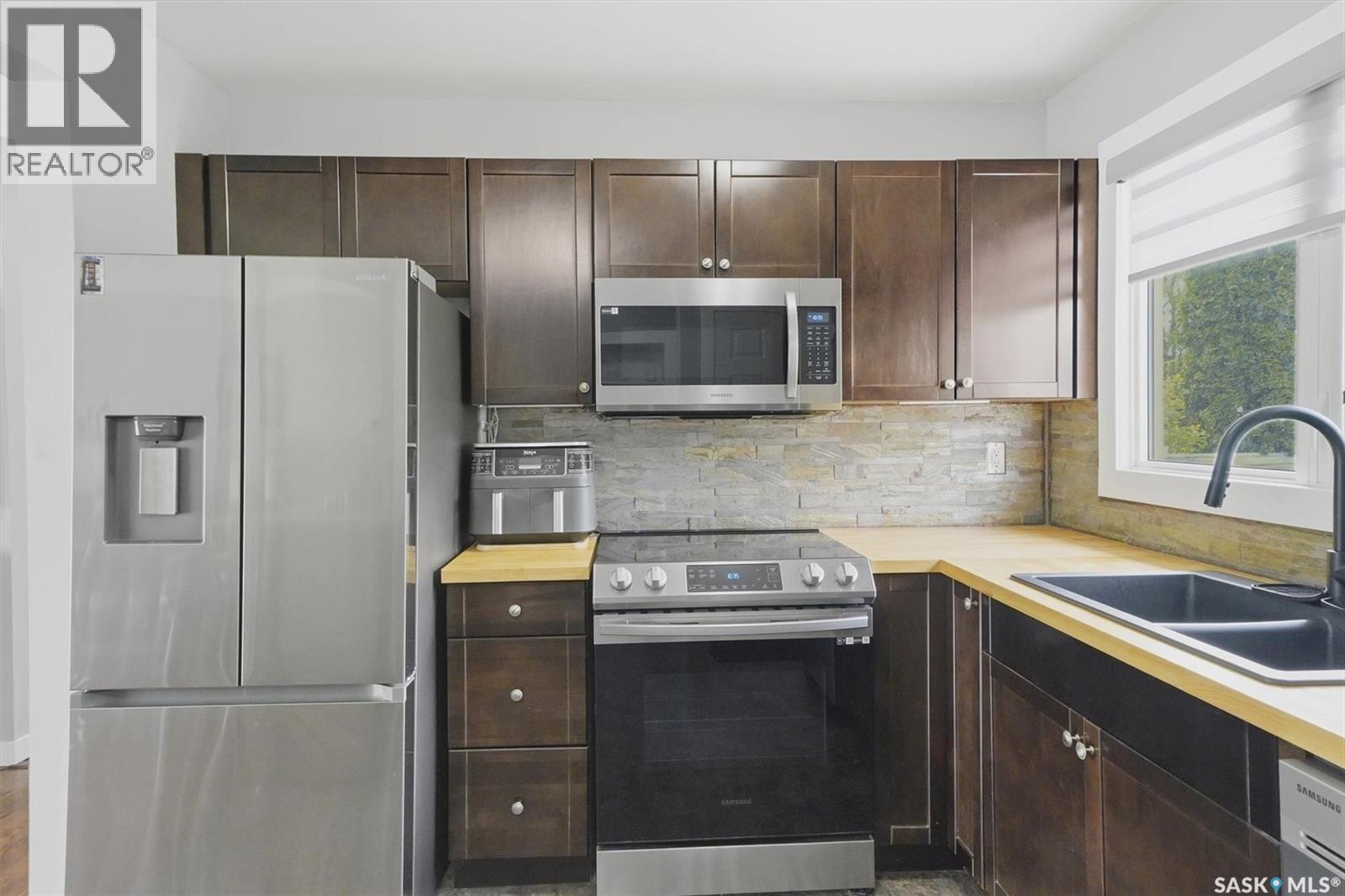 31 Bence CRESCENT - 13
