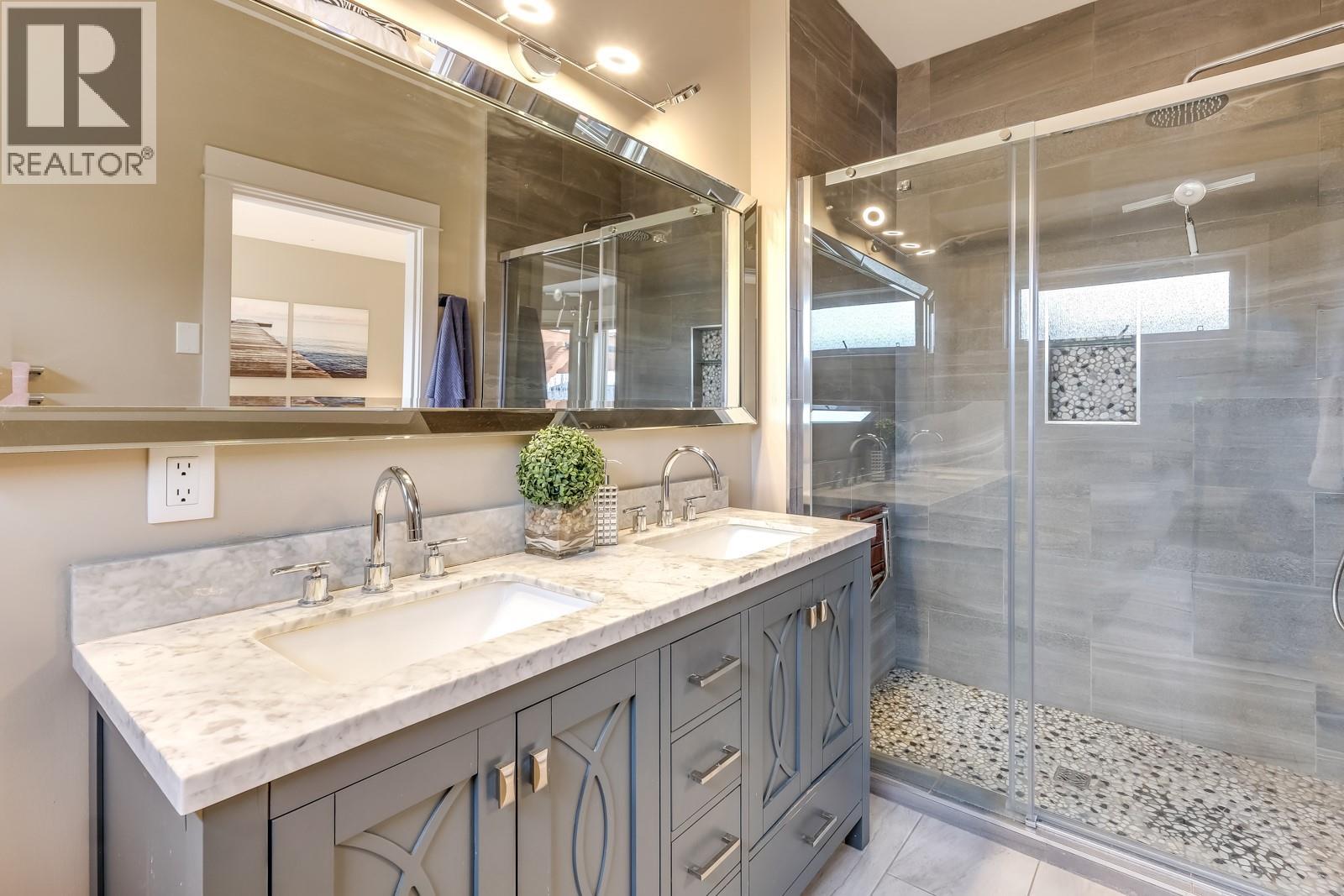 688 Almandine Court - 18