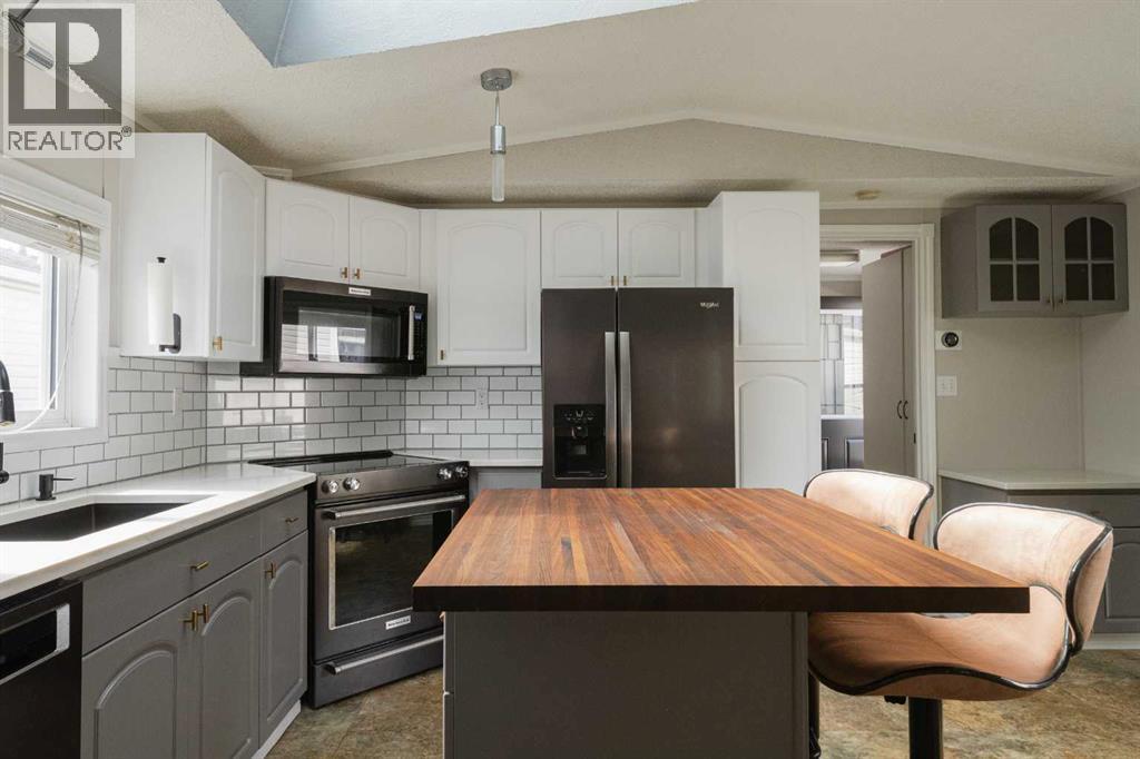 336 Cree Road - 23