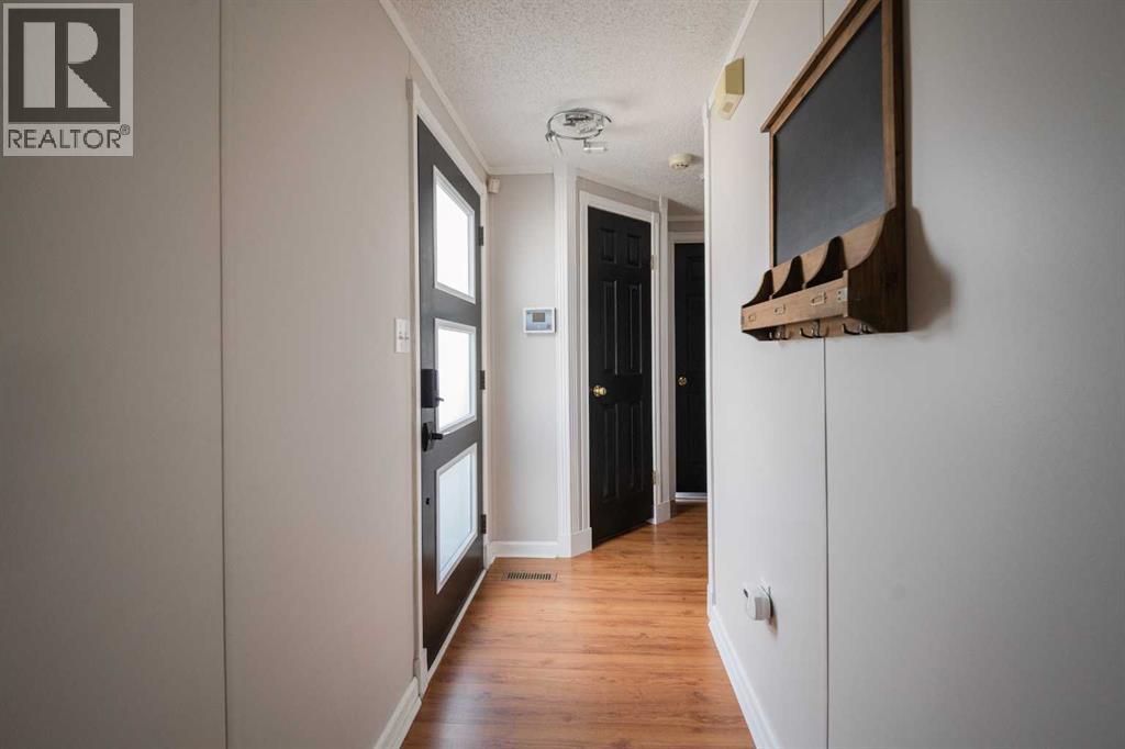 336 Cree Road - 12