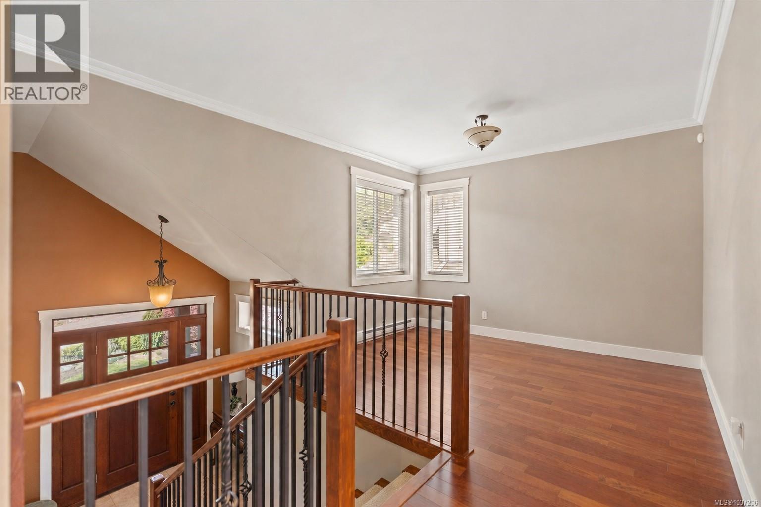 2203 Harrow Gate - 5