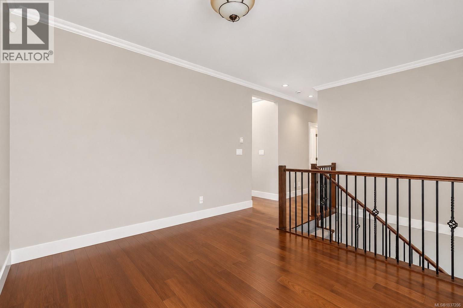 2203 Harrow Gate - 7