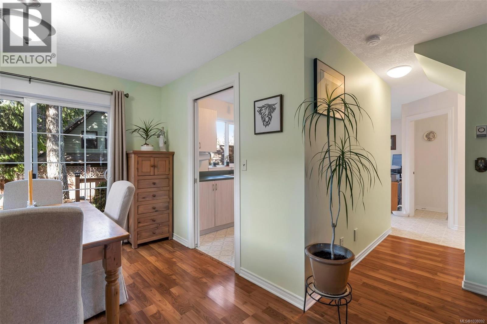 3650 Princess Close - 11