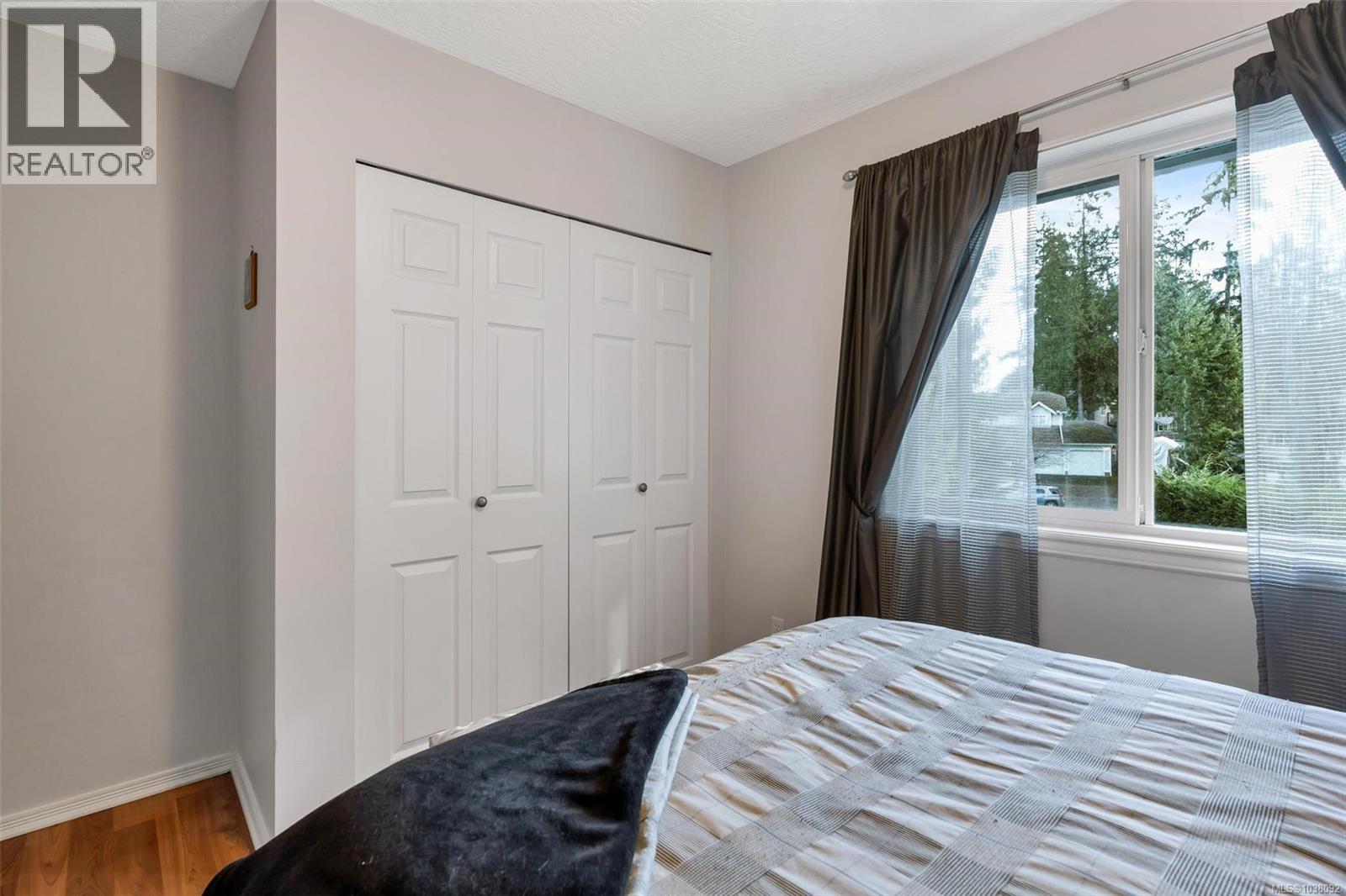 3650 Princess Close - 26