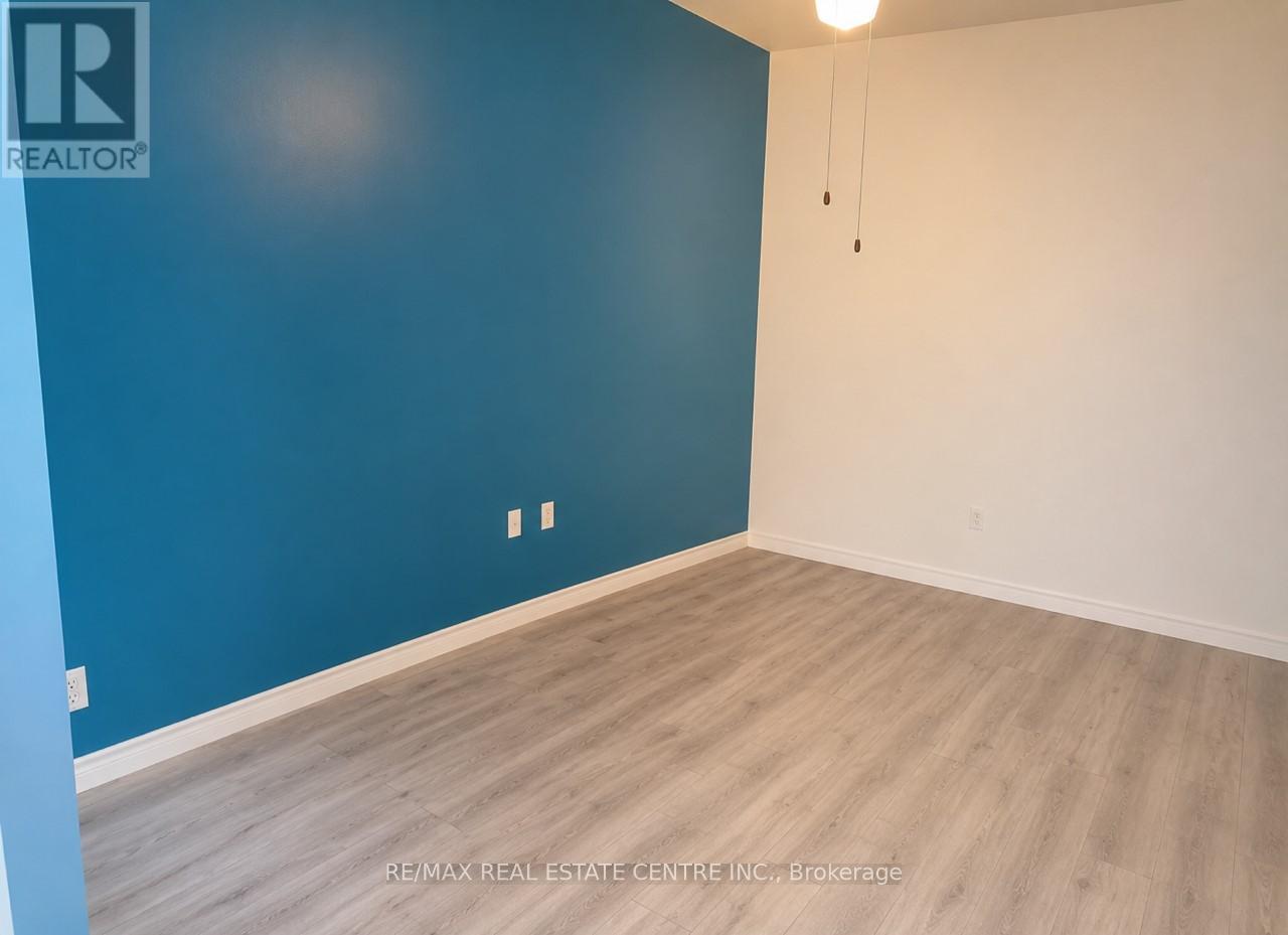 #2 60 NATALIA AVENUE - 5