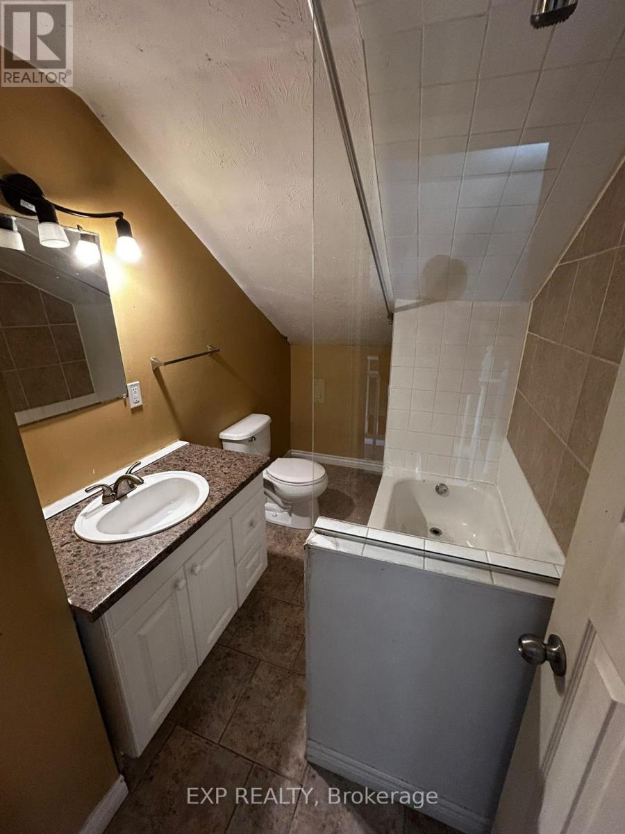 121 BOULLEE STREET - 12