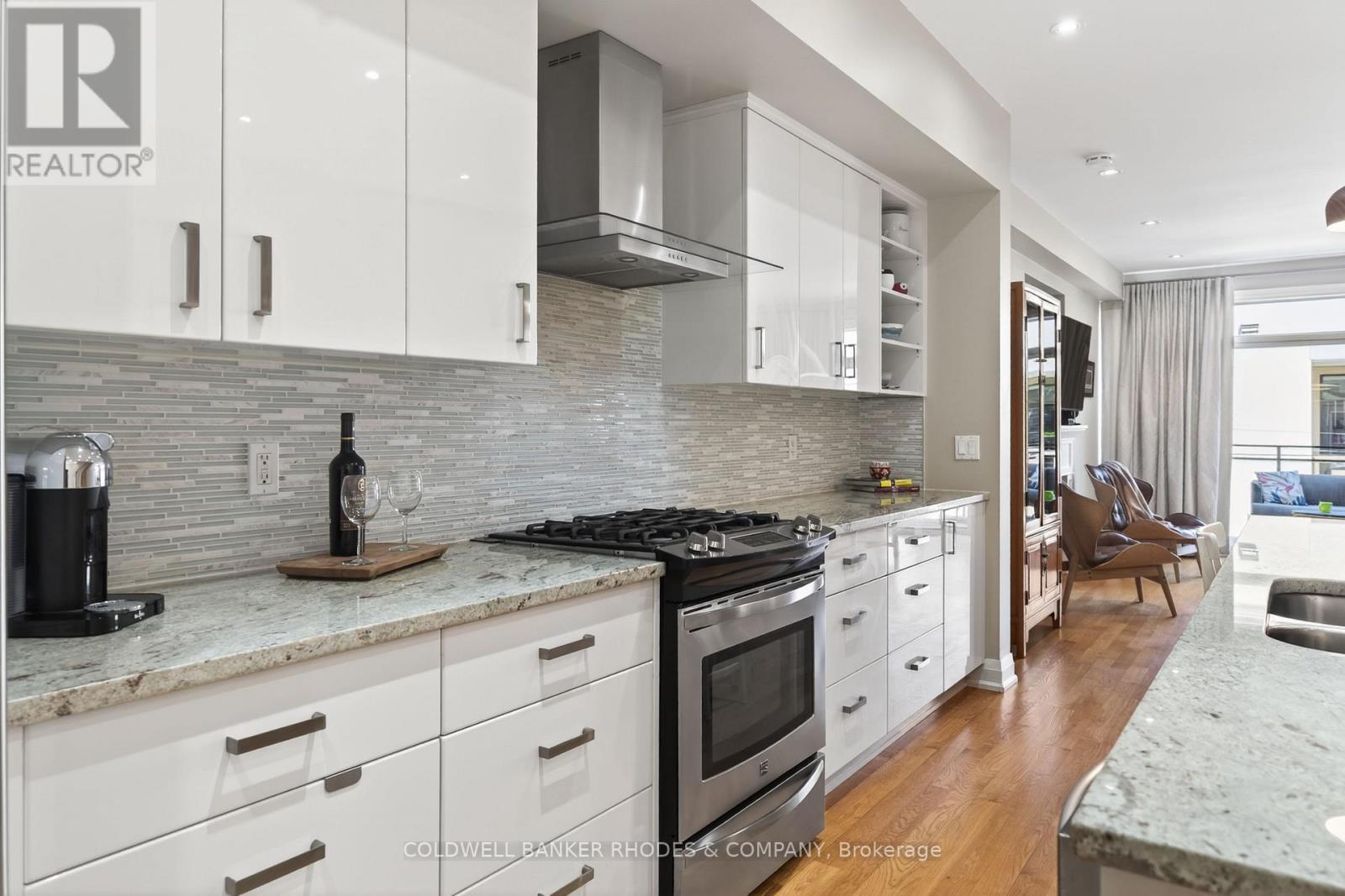 #A 213 IVY CRESCENT - 15