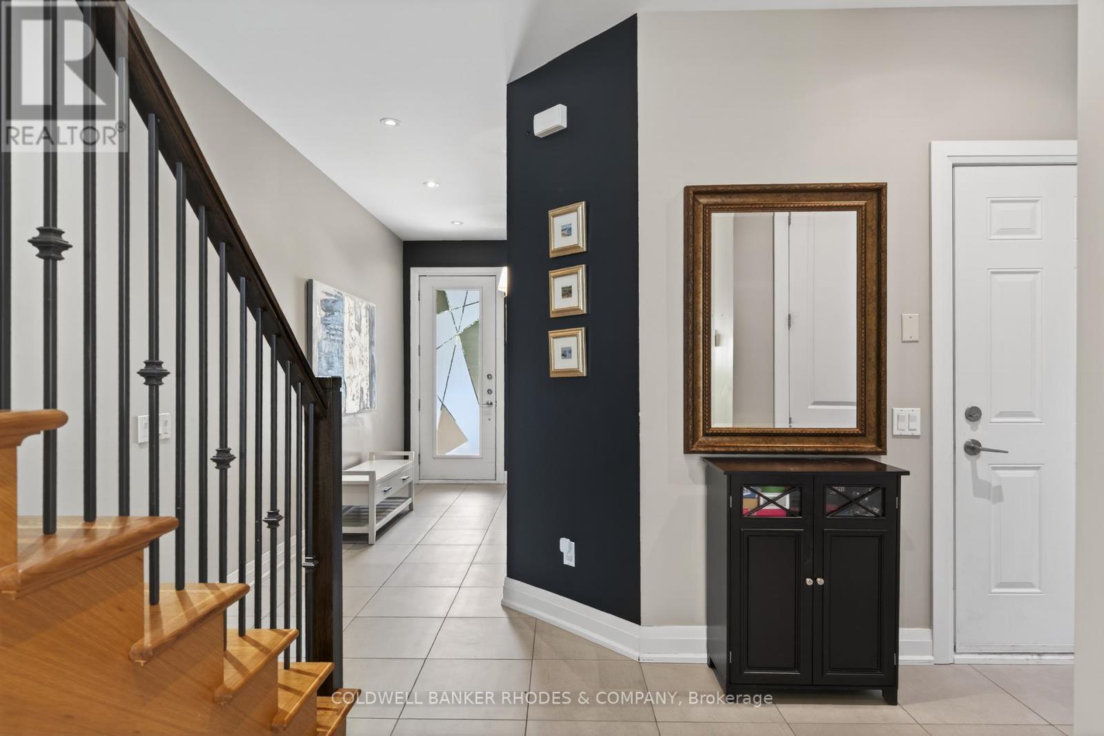 #A 213 IVY CRESCENT - 7