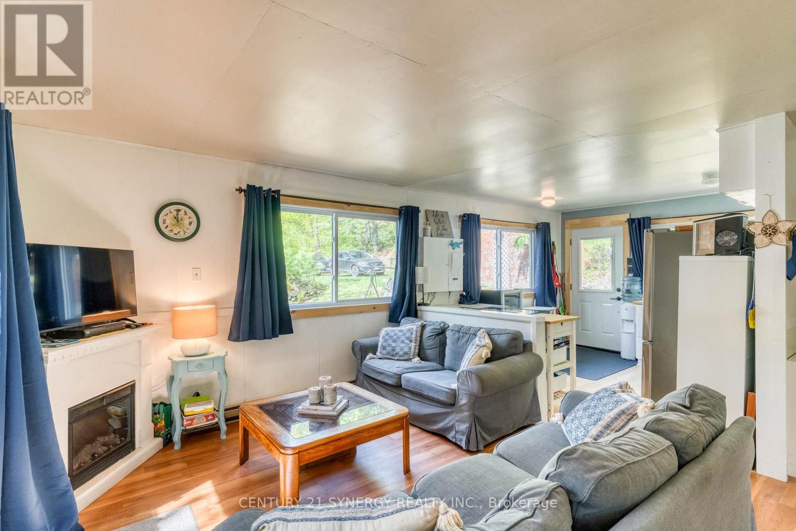 664 RABY ROAD - 24