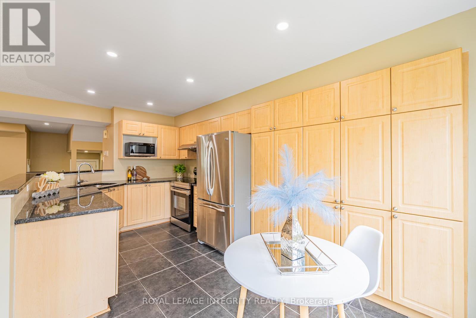 1213 CLYDE AVENUE - 14