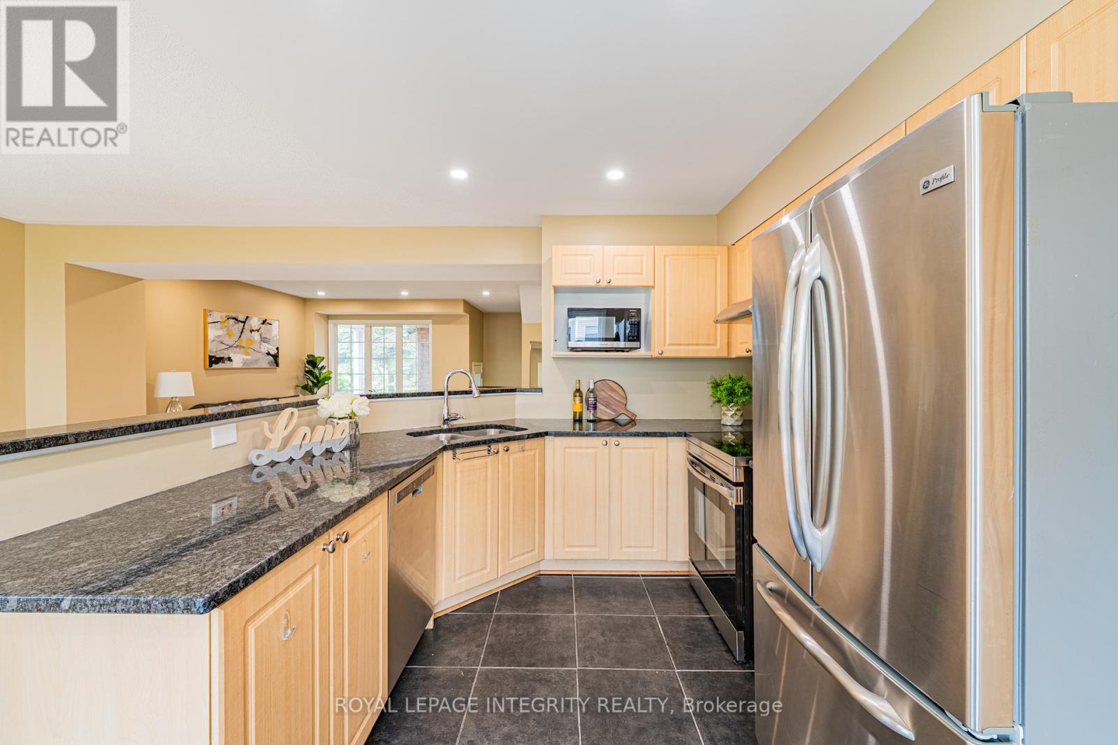 1213 CLYDE AVENUE - 16