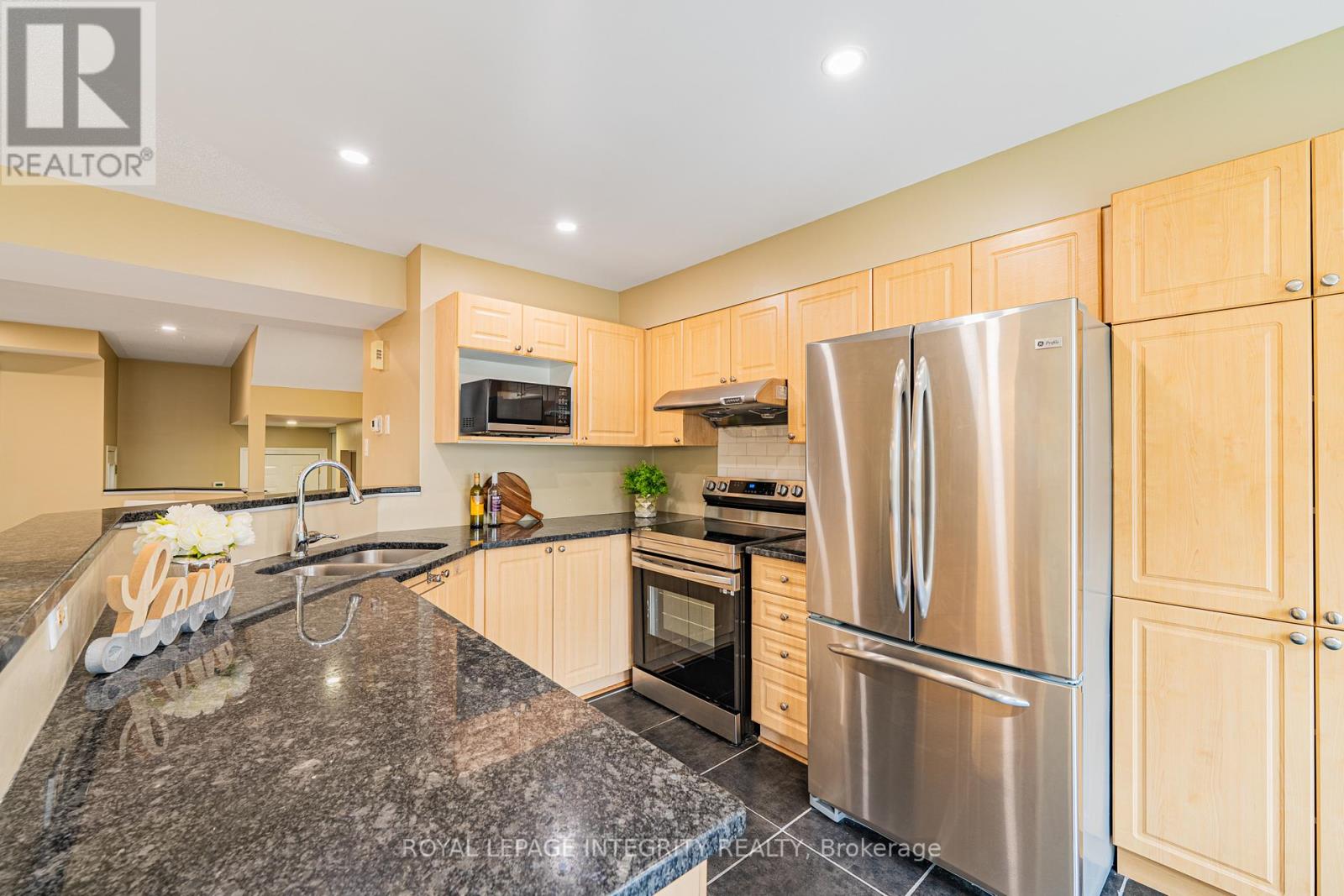 1213 CLYDE AVENUE - 17
