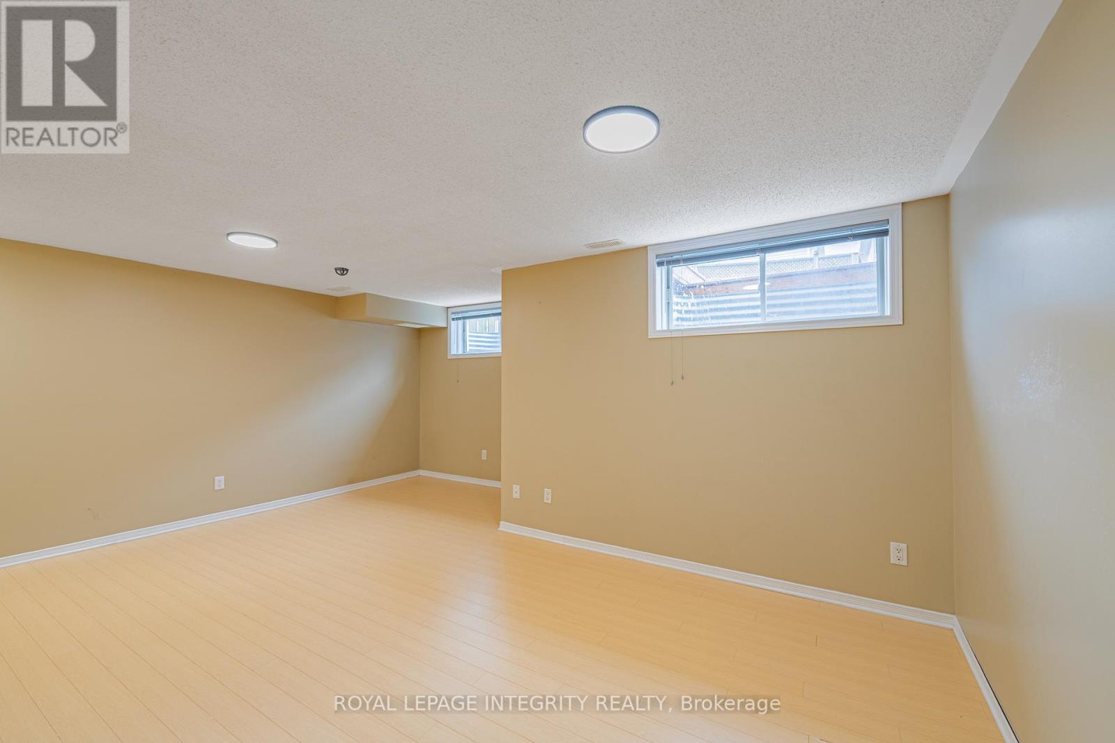 1213 CLYDE AVENUE - 31