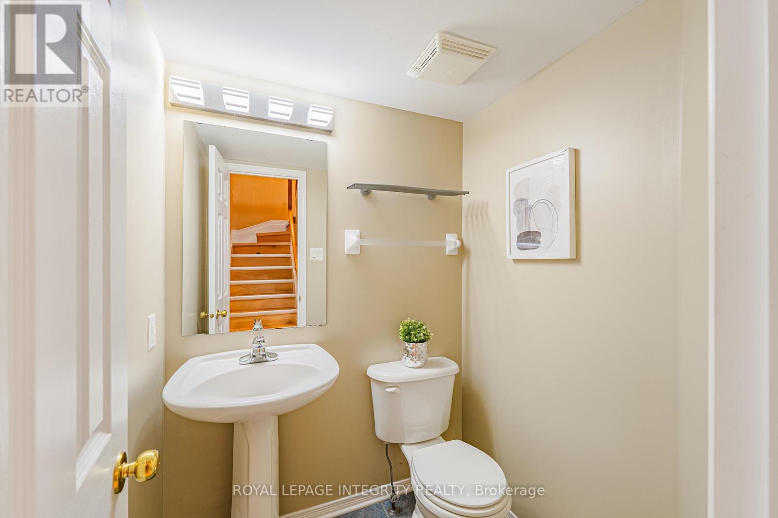 1213 CLYDE AVENUE - 6