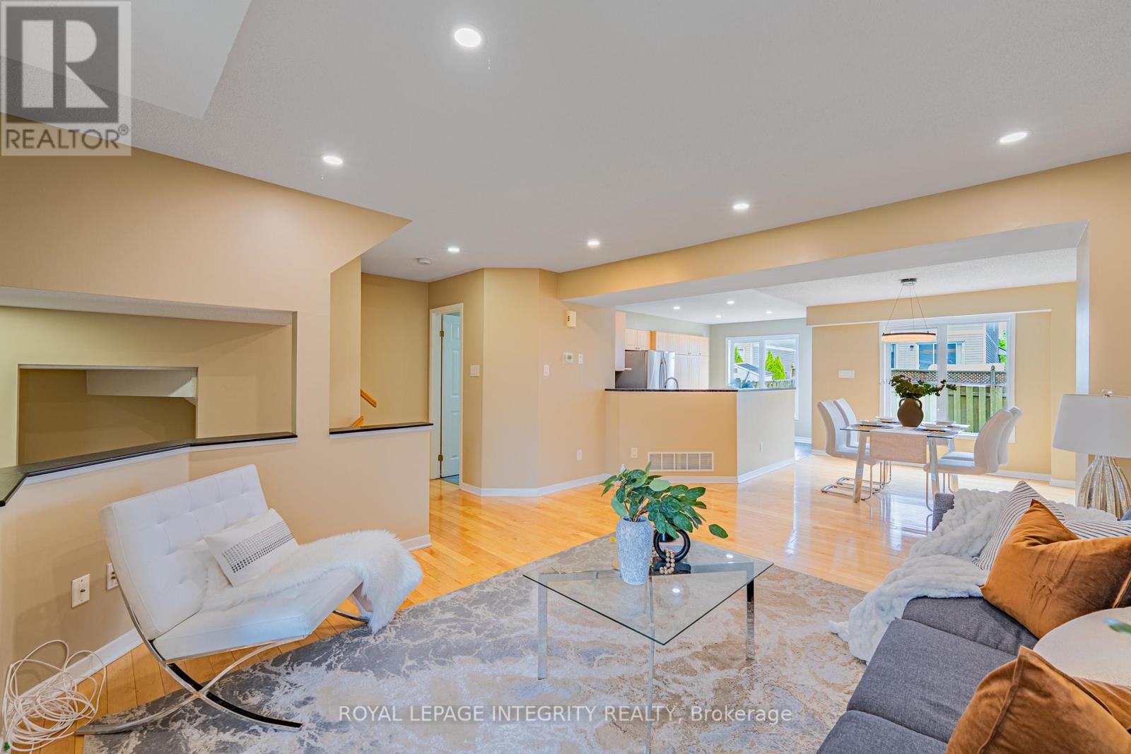 1213 CLYDE AVENUE - 9