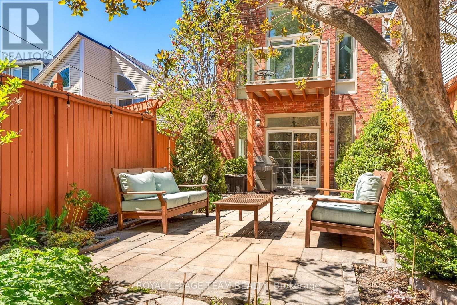 150 GUIGUES AVENUE - 46